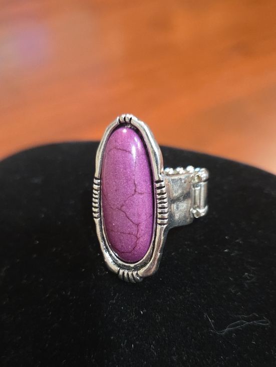 Jewelry - NWOT purple Stone Silver Ring